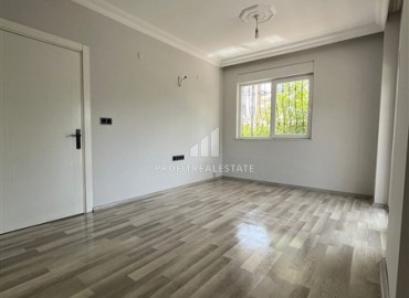 Просторная двухкомнатная квартира, 70м², с отдельной кухней в Анталии, район Кепез ID-17149 фото-4