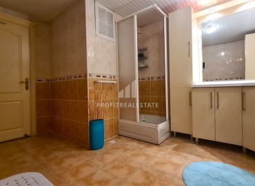 Меблированный пентхаус с отдельной кухней 3+1, 180м² с видом на горы в комплексе с бассейном в центре Алании ID-17288 фото-10