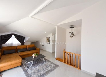 Stylish penthouse with four bedrooms, 220m², in a residence with a swimming pool in Alanya - Oba. ID-12388 фото-12