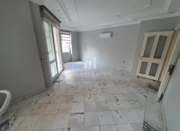 Трехкомнатная квартира после капитального ремонта, 130м², с отдельной кухней, в центре Алании ID-17392 фото-2