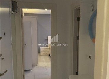 Меблированная квартира с одной спальней, 75м², на центральной улице в 400м от моря в Махмутларе, Алания ID-17414 фото-6