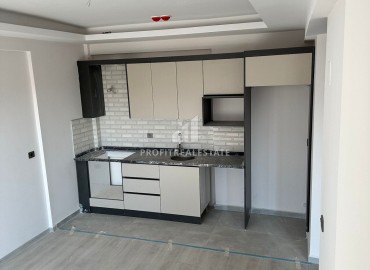 Двухкомнатная квартира, 65м², в комфортабельном новом комплексе в 400м от моря в Эрдемли, Арпачбахшиш ID-17574 фото-3