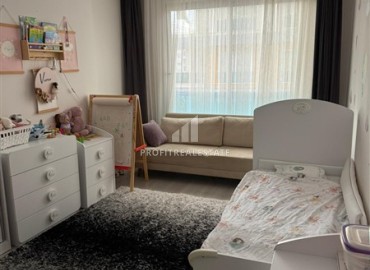 Фешенебельная квартира 3+1 с отдельной кухней, 175м², в уютной резиденции с бассейном, в 400м от моря в районе Алании Тосмур ID-17642 фото-8