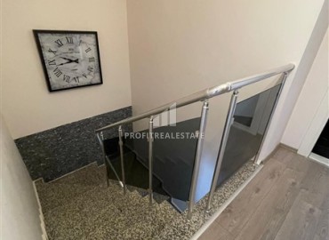 Видовой трехкомнатный дуплекс-пентхаус, 145м², с новой мебелью, в 500м от моря в районе Кестель, Алания ID-17649 фото-12