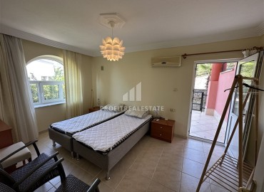 Дуплекс с тремя спальнями, 220м², с выходом к бассейну и потрясающими видами в районе Бекташ, Алания ID-17705 фото-19