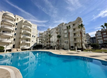 Меблированная квартира с двумя спальнями, 110м², в комплексе с бассейном, в 150м от моря в районе Алании Оба под ВНЖ ID-17706 фото-2
