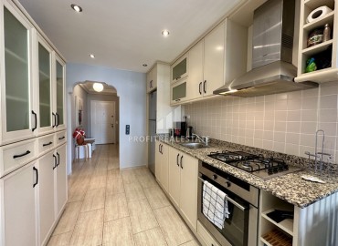 Меблированная квартира с двумя спальнями, 110м², в комплексе с бассейном, в 150м от моря в районе Алании Оба под ВНЖ ID-17706 фото-10