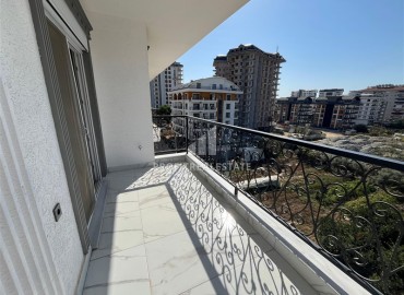 Трехкомнатный пентхаус, 125м², с видом на горы, в новостройке с зимним бассейном, в 700м от моря в Махмутларе, Алания ID-17723 фото-7