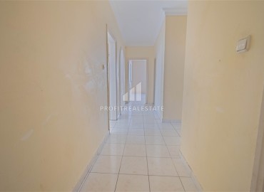 Бюджетная квартира с тремя спальнями, 135м², в уютном комплексе с бассейном, у моря в Махмутларе, Аланья ID-17729 фото-8