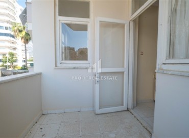 Бюджетная квартира с тремя спальнями, 135м², в уютном комплексе с бассейном, у моря в Махмутларе, Аланья ID-17729 фото-16