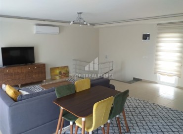 Видовой меблированный дуплекс 2+1, 110м², в комфортабельной резиденции в Махмутларе, в 450м от моря ID-17732 фото-3