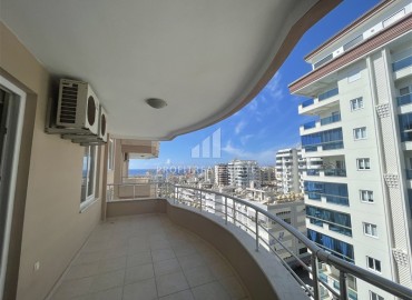 Квартира с двумя спальнями, 125м², с видом на море, в уютном комплексе в 300м от моря в Махмутларе, Алания ID-17745 фото-16