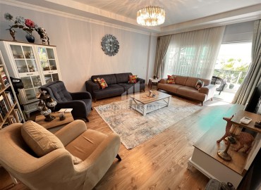 Укомплектованная квартира 2+1 с отдельной кухней, площадью 130м² в отличном комплексе в районе Оба, Алания ID-17749 фото-2