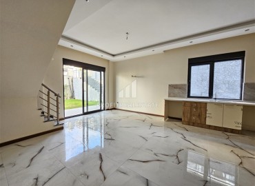 Трехкомнатный садовый дуплекс, 110м², в новом комплексе премиум класса в Алании, у подножия гор Торос ID-17752 фото-3