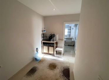 Большая меблированная квартира с одной спальней, 75м², в комплексе с бассейном в 300 метрах от моря в Махмутларе, Алания ID-17753 фото-7