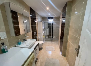 Большая меблированная квартира с одной спальней, 75м², в комплексе с бассейном в 300 метрах от моря в Махмутларе, Алания ID-17753 фото-8