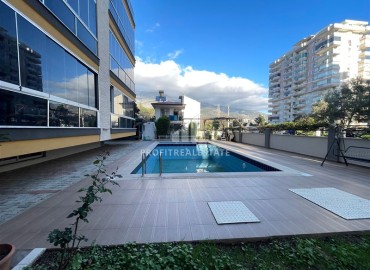 Большая меблированная квартира с одной спальней, 75м², в комплексе с бассейном в 300 метрах от моря в Махмутларе, Алания ID-17753 фото-16