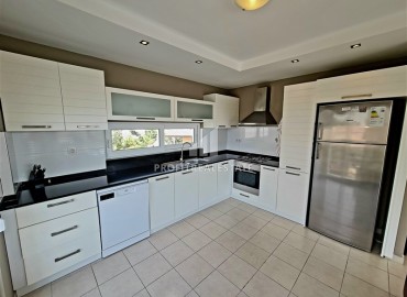 Готовый к проживанию, пентхаус с тремя спальнями, 180м², в уютном комплексе в восточной части района Оба, Алания ID-17805 фото-6