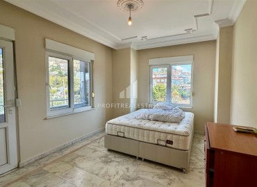 Видовая, готовая к проживанию, квартира с тремя спальнями, 115м², в центре Алании с отличными видами под ВНЖ ID-17822 фото-9