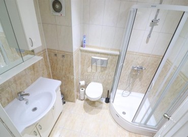 Меблированный четырехкомнатный садовый дуплекс, 150м² в 300м от моря в районе Алании Конаклы под ВНЖ ID-17856 фото-10