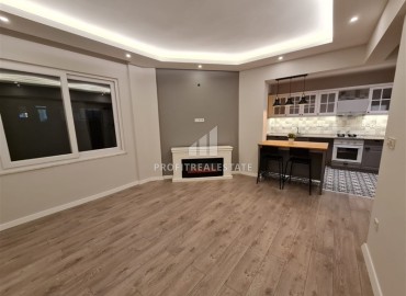 Полностью обновленные трехкомнатные апартаменты, 100м², в доме городского типа в центре Алании, в 250м от пляжа Дамлаташ ID-17858 фото-2