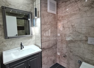 Полностью обновленные трехкомнатные апартаменты, 100м², в доме городского типа в центре Алании, в 250м от пляжа Дамлаташ ID-17858 фото-12