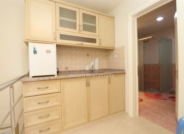 Видовой меблированный пентхаус 3+2, 170м², в комплексе с бассейном в центре Алании, в 800м от моря под ВНЖ ID-17863 фото-17