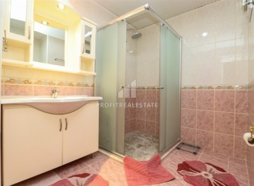 Видовой меблированный пентхаус 3+2, 170м², в комплексе с бассейном в центре Алании, в 800м от моря под ВНЖ ID-17863 фото-18