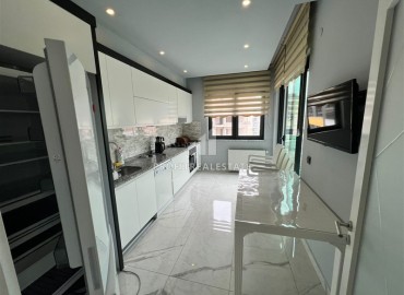 Меблированная квартира с тремя спальнями и отдельной кухней, 160м², в элитной резиденции у моря в центре Алании ID-17065 фото-5