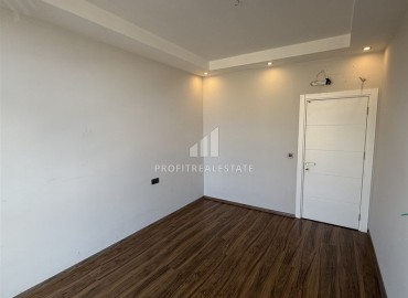 One bedroom apartment, 60m², in a comfortable new building with a winter pool in Mahmutlar, 450m from the sea ID-16676 фото-8