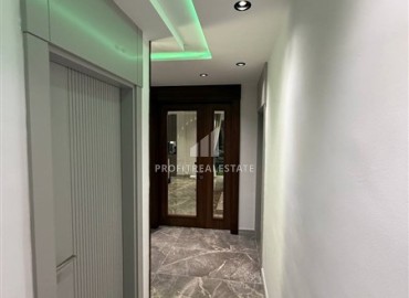 Линейная четырехкомнатная квартира, 145м², с дизайнерским интерьером в элитном комплексе в Джикджилли, Алания ID-17972 фото-13