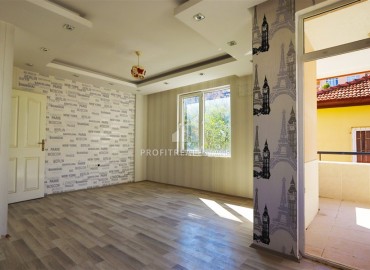 Квартира с одной спальней и двумя балконами, 60м², в доме с парковкой в центре Алании в 250м от моря ID-17990 фото-4