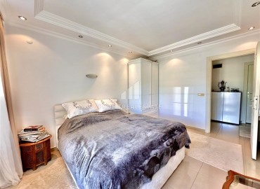 Готовая к проживанию, квартира с двумя спальнями, 110м², в уютном комплексе с потрясающими видами в районе Алании Тепе под ВНЖ ID-18028 фото-11