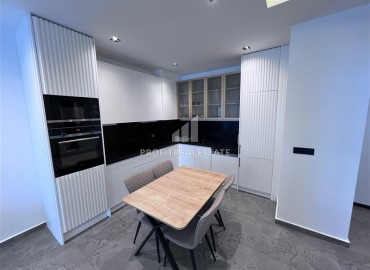 Меблированные апартаменты 1+1, 66,5м², с видом на море в элегантной резиденции на первой береговой линии в Каргыджаке, Алания ID-18033 фото-5