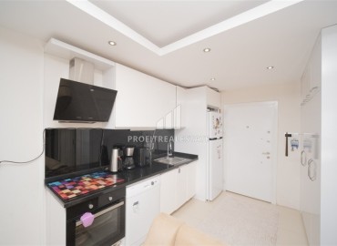 Видовы апартаменты с одной спальней, 55м², в комплексе с бассейном, в 50м от моря в Кестеле, Алания ID-18043 фото-7