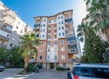 Трехкомнатная меблированная квартира, 110м², в самом центре Алании, у пляжа Клеопатры, под ВНЖ ID-18069 фото-1