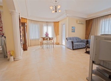 Трехкомнатная меблированная квартира, 110м², в самом центре Алании, у пляжа Клеопатры, под ВНЖ ID-18069 фото-2