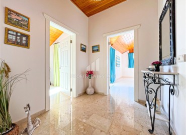 Стильный дуплекс 3+1, 220м², в районе Оба, Алания, в комфортабельном комплексе с отличной локацией под ВНЖ ID-18081 фото-19
