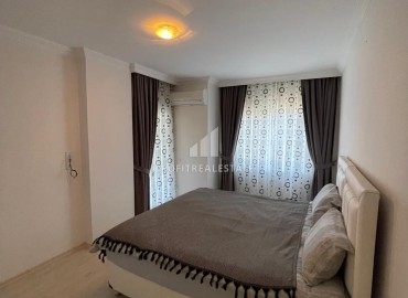 Меблированная квартира 4+1, 220 м2, с джакузи, застеклённым балконом, в комплексе с инфраструктурой в Оба, Аланья ID-12879 фото-9