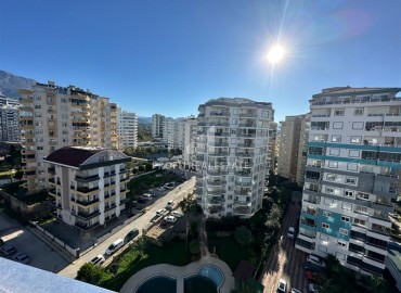 Уютная двухкомнатная квартира, 53м², на высоком этаже в элитном комплексе в 500м от моря в Махмутларе, Алания ID-18159 фото-12