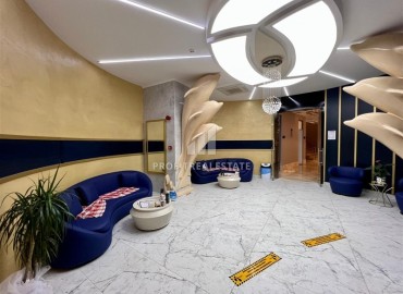 Уютная двухкомнатная квартира, 53м², на высоком этаже в элитном комплексе в 500м от моря в Махмутларе, Алания ID-18159 фото-17