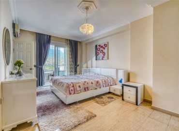 Видовая квартира с двумя спальнями и остекленными балконами, 110м², у вторничного рынка в Махмутларе, в 550м от моря ID-18166 фото-16