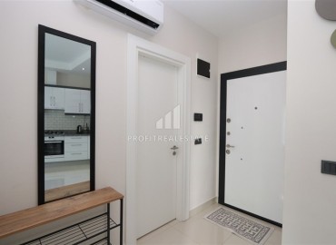 Современная двухкомнатная квартира, 50м² в комплексе с зимним бассейном в 900м от пляжа Инджекум в Авсалларе ID-18177 фото-9