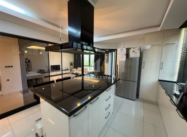 Стильные газифицированные апартаменты 3+1, 165м², с отдельной кухней в Анталии, район Коньяалты, Лиман ID-18196 фото-9