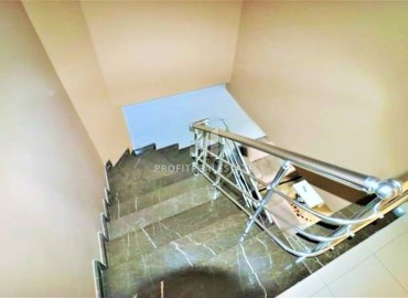 Меблированный трехкомнатный дуплекс, 100м², в резиденции с инфраструктурой в 300м от моря в районе Оба, Алания ID-18198 фото-5