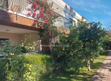 Уютная квартира с двумя спальнями, 125м², в комплексе с бассейном, Кемер, Анталия ID-18230 фото-1
