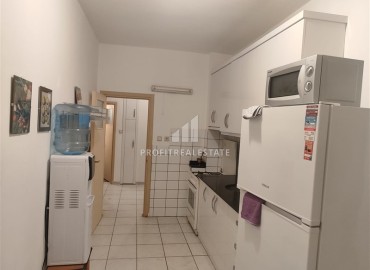 Недорогая вторичная недвижимость: меблированная квартира 2+1 с отдельной кухней, 125м², в Махмутларе, Алания ID-18236 фото-6