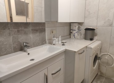 Недорогая вторичная недвижимость: меблированная квартира 2+1 с отдельной кухней, 125м², в Махмутларе, Алания ID-18236 фото-9