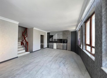 Двухкомнатный дуплекс, 80м², в районе Гюзельоба, Анталия, в 2000м от моря, в недорогом комплексе ID-18257 фото-1