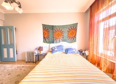 Уютная трехкомнатная квартира с отдельной кухней, 110м², в бюджетном доме в центре Алании, в Кале ID-18261 фото-7